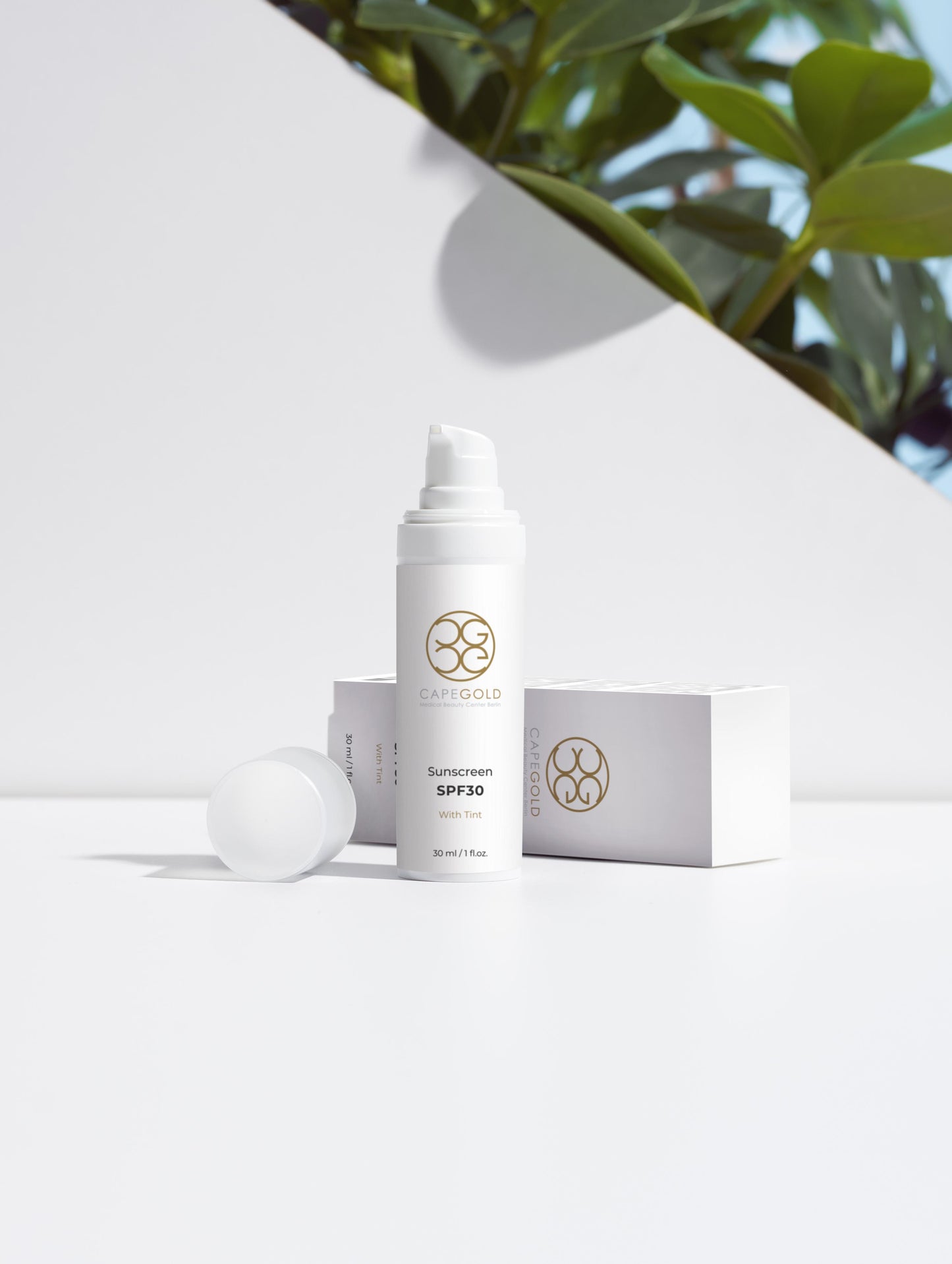 CAPEGOLD Sunscreen SPF30 with Tint